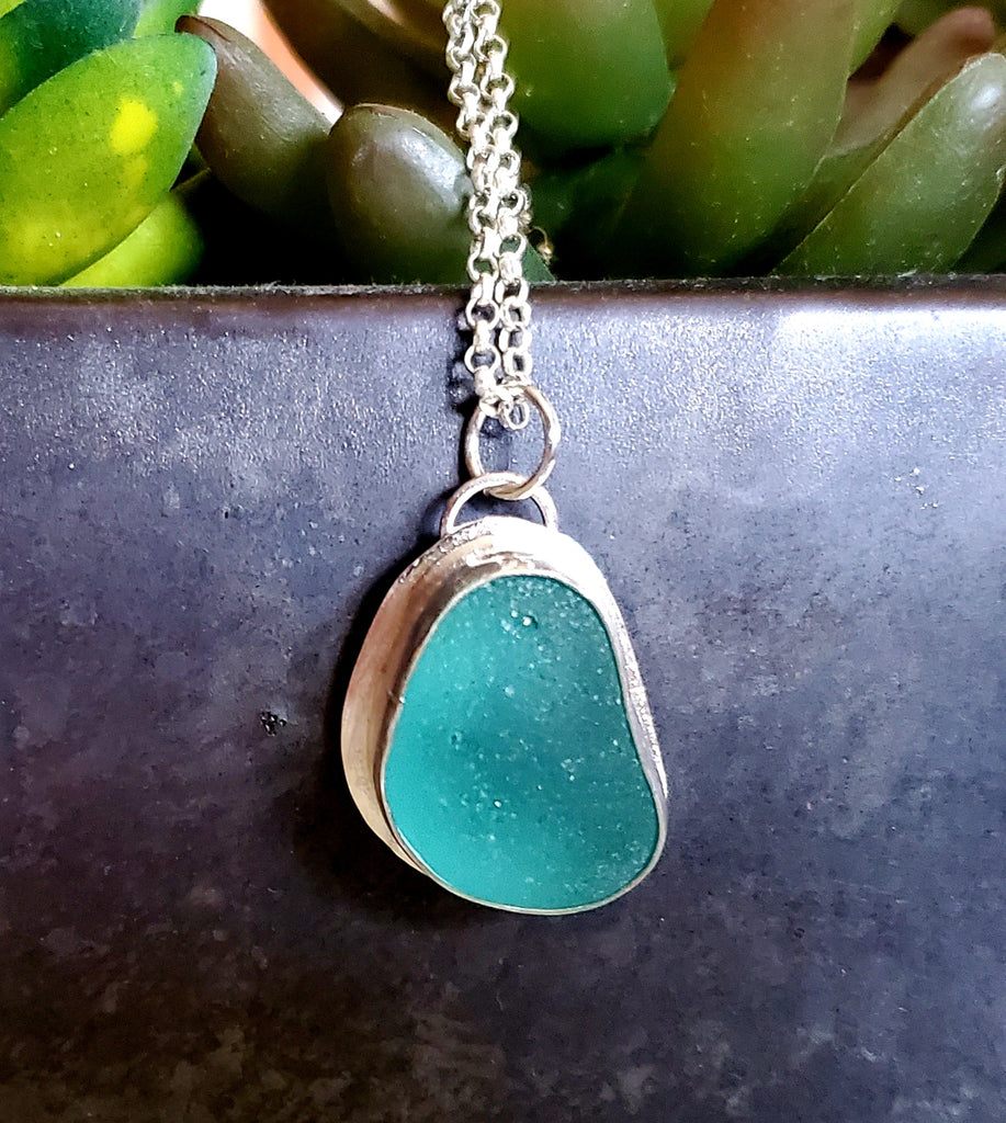 Starfish Sea Glass Pendant Necklace In Turquoise